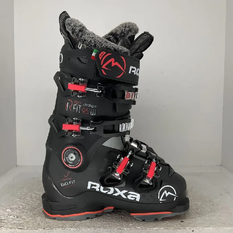 ski boots for performance and comfort-2022 Roxa RFit Pro W 95 Ski Boot