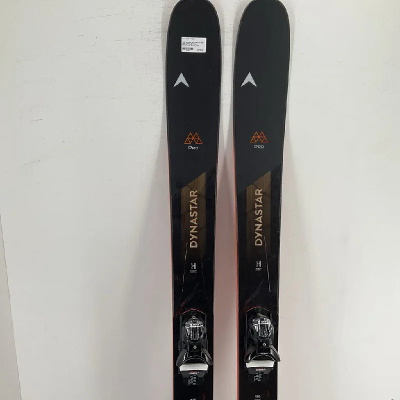 Skis for conquering moguls with ease-2025 Dynastar M-Pro 100 w/ Look SPX 12 Demo Bindings