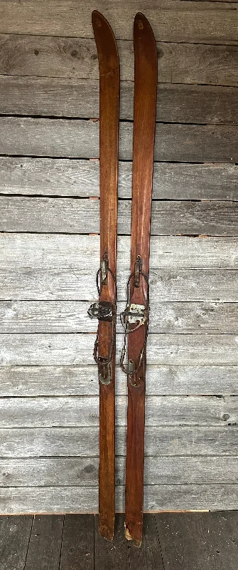 Skis for powerful performance in deep powder-Antique Skis Hiawatha 1930s-1940s