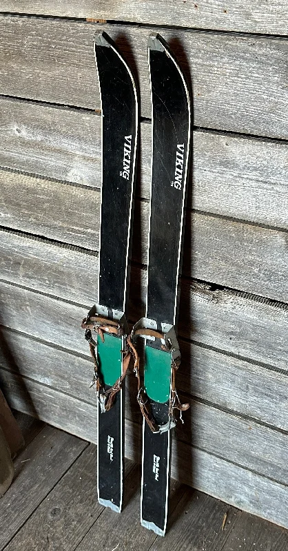 Skis for skiers who want to master advanced techniques-Antique Viking Kids Skis - 1950s