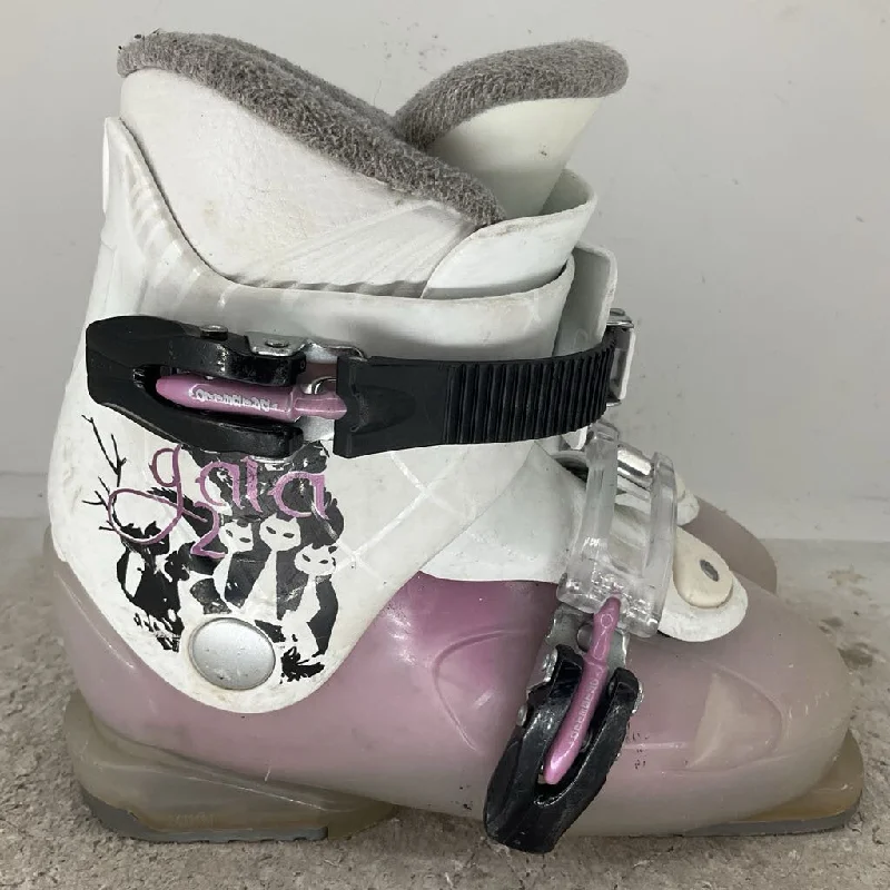 ski boots for comfortable skiing-Dalbello Junior's Gaia 2