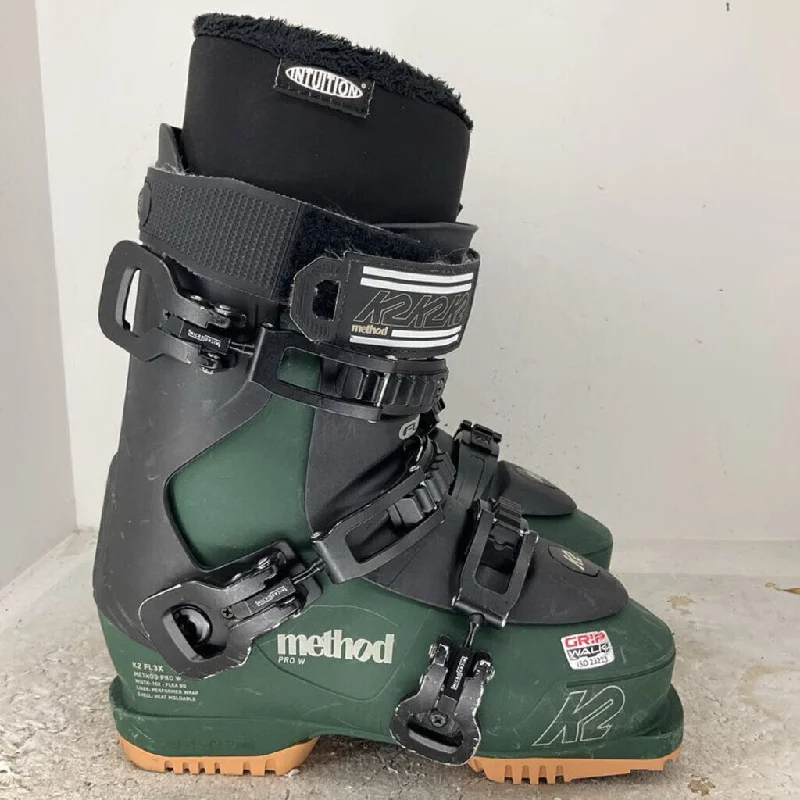 ski boots for snow trail runs-K2 FL3X Method Pro W