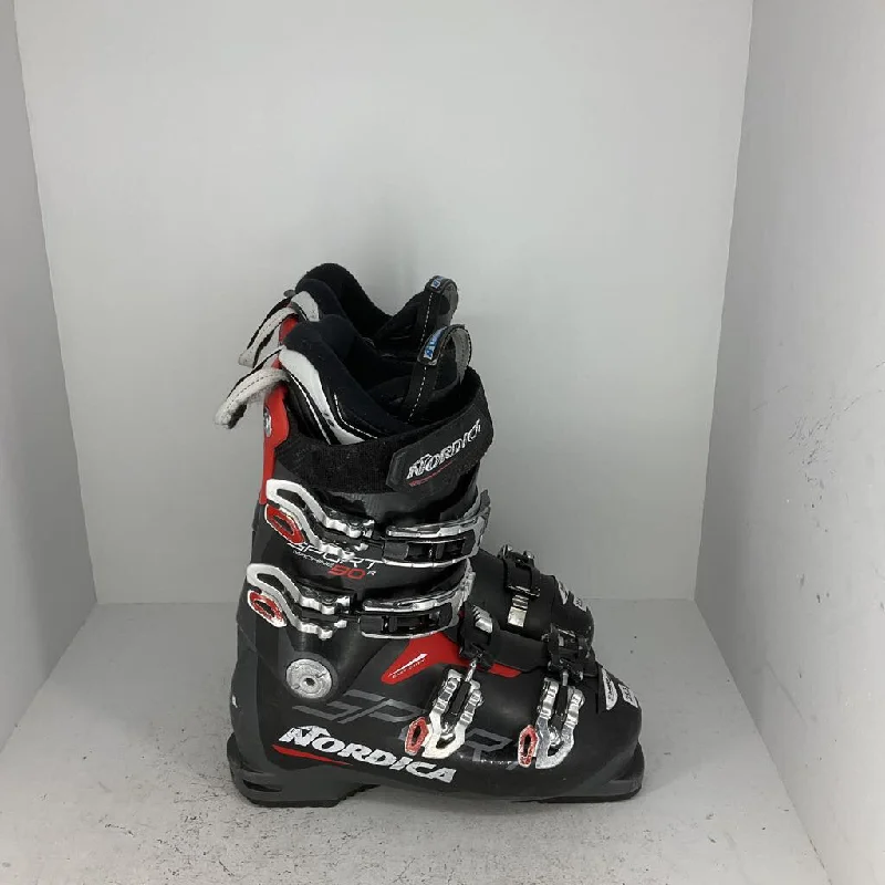 ski boots with good insulation-Nordica Sportmachine 90 R