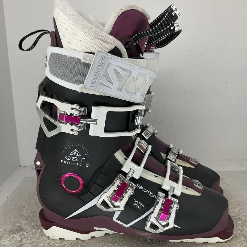 ski boots for adaptive skiing-Salomon QST Pro 110