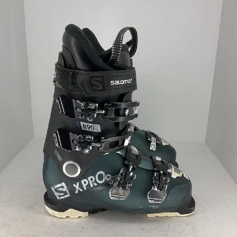 ski boots for groomed runs-Salomon XPro R90 Wide