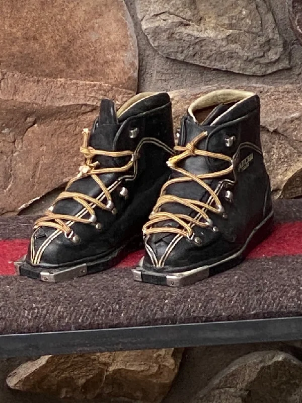 ski boots for power and precision-Vintage Daiichi Otaru Leather Downhill Ski Boots